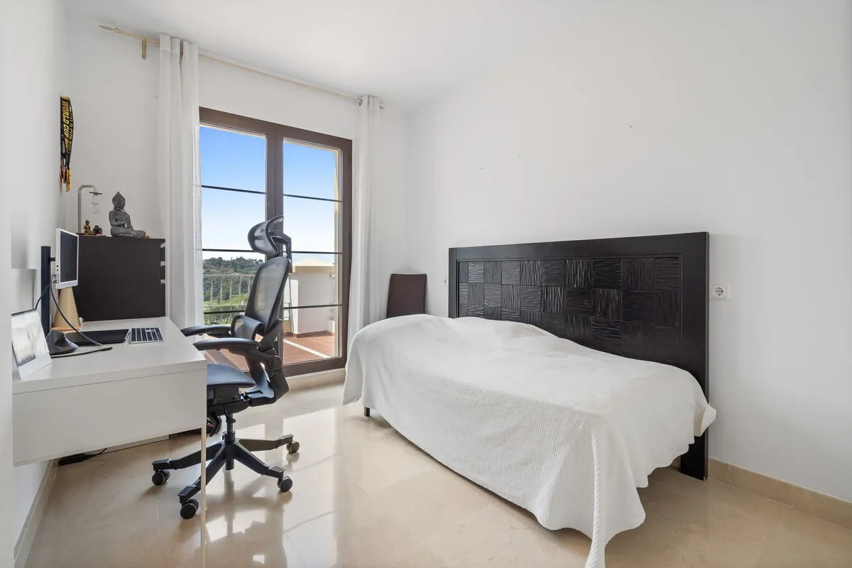 33ce815e-8281-43b5-981b-8cd14aff4bdb