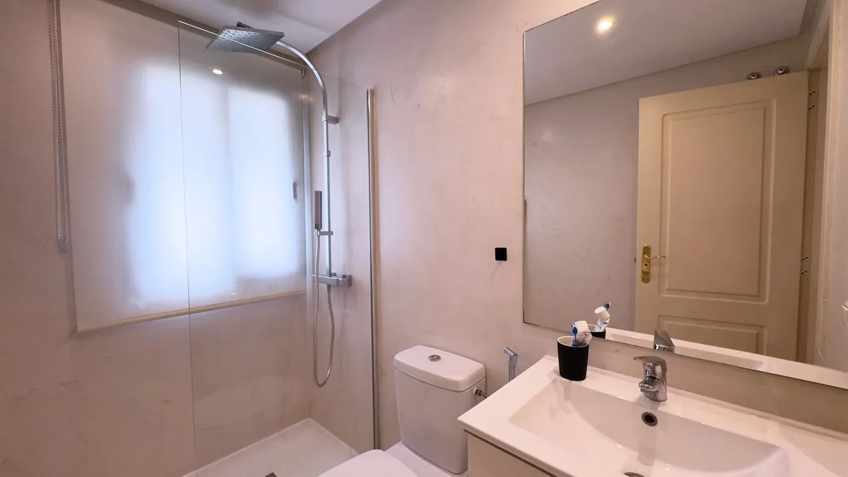 b86d2a6a-5b1d-4fe6-8130-5d55f085381f