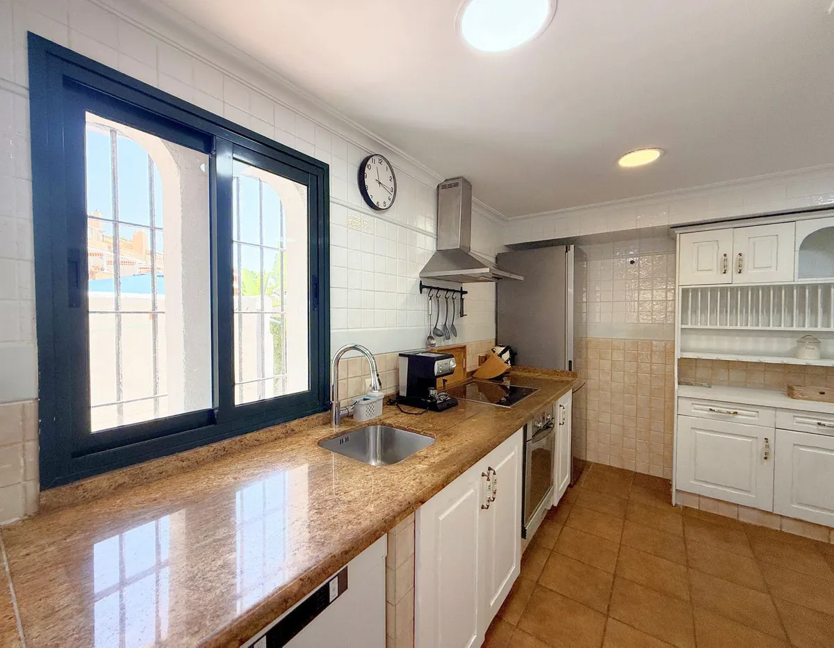 97e59c49-348a-4abf-b820-40afcf6c31ac