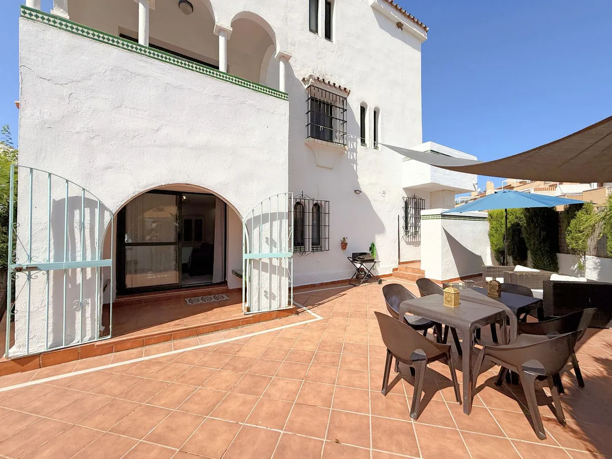 98fc190e-d886-410a-a5e7-cbcad7b99295