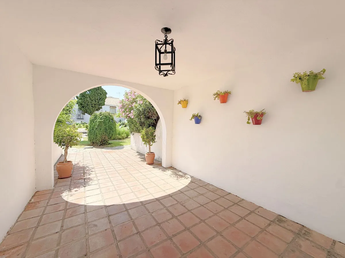 a33e846f-b6d8-4364-9d96-b2eba103d465