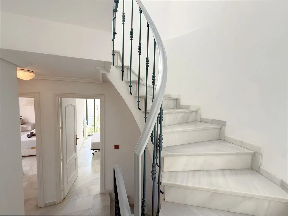 b127afea-f3e5-4132-be34-d1f8a99ab901