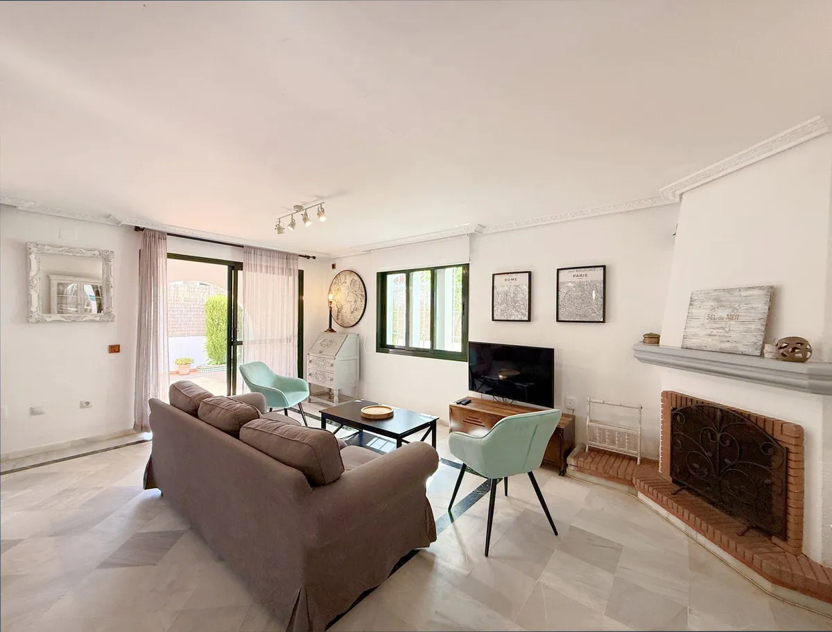 e8a67dd8-af84-4051-8e9e-5ca2e3ef8fa6