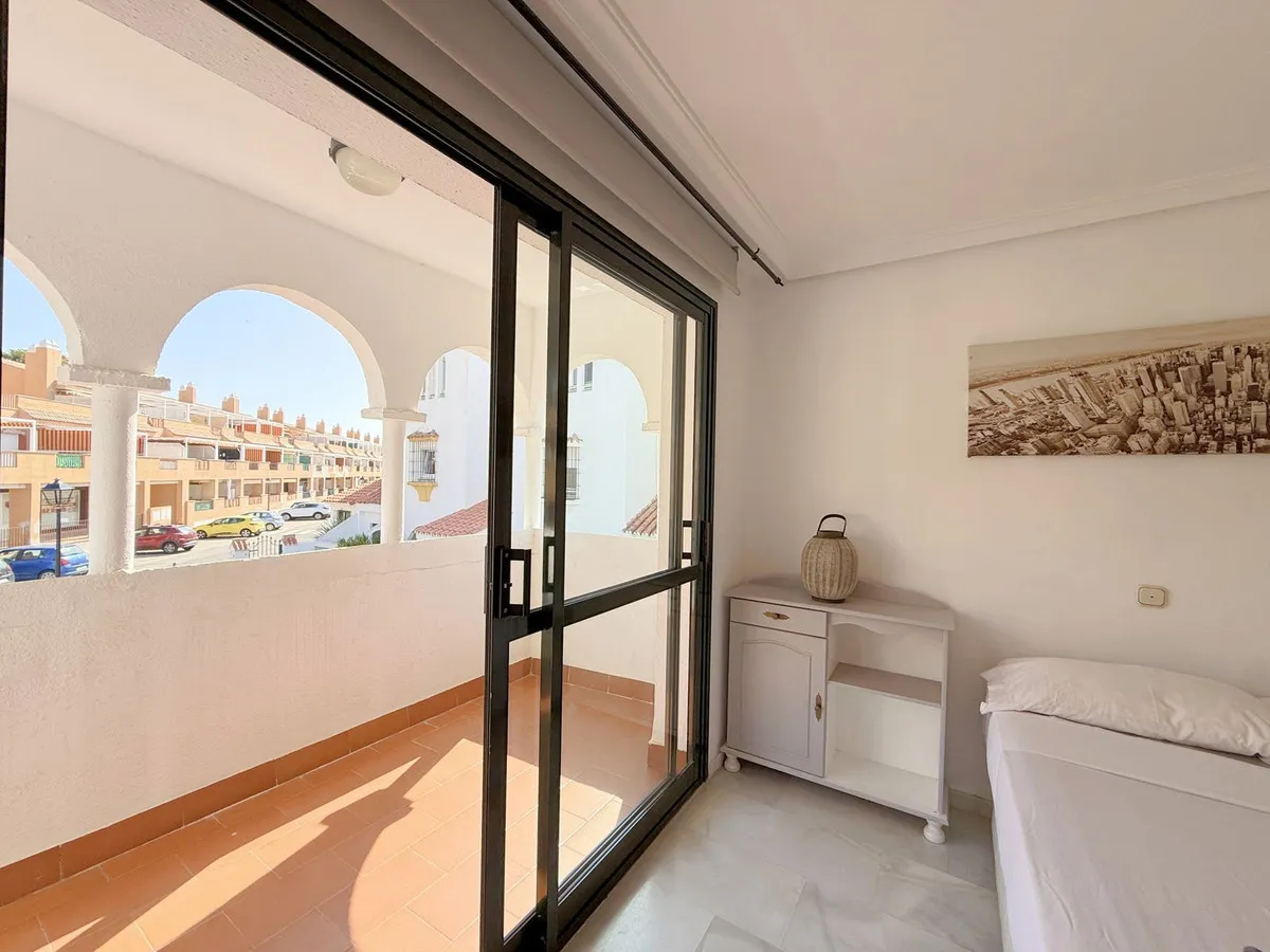 f6ad18e5-2cd1-4eda-9a23-858739e33ba2