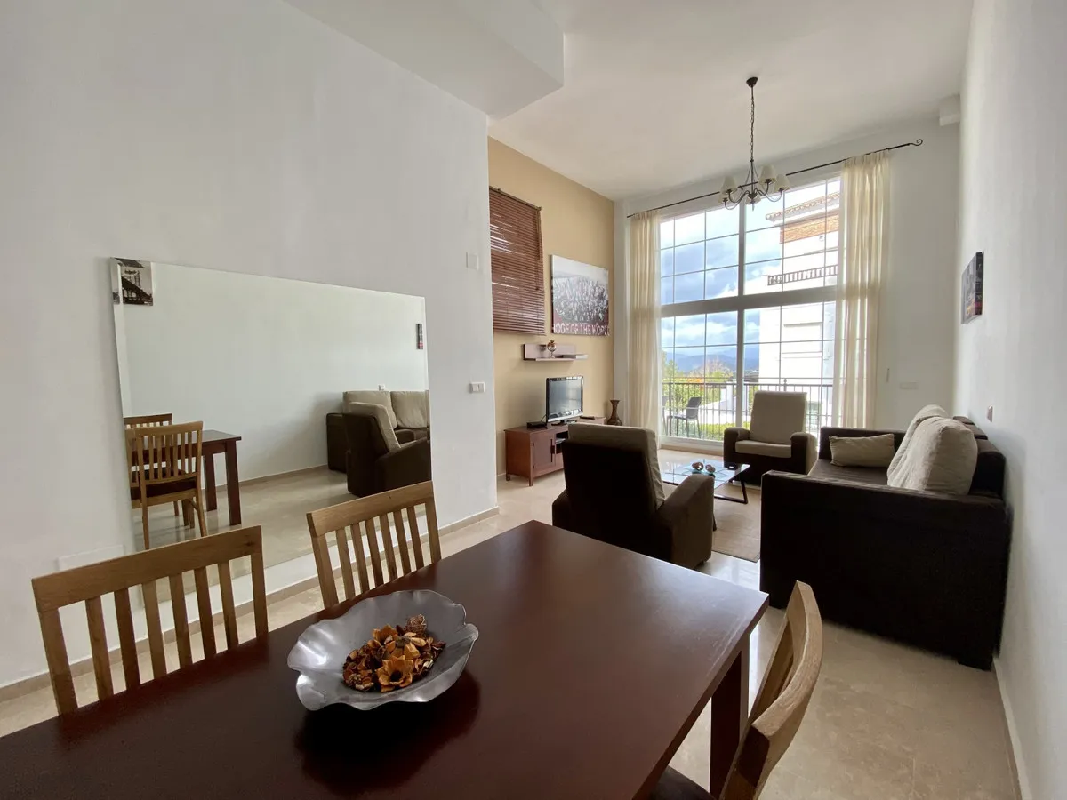 068890d5-fc43-46b0-9338-e07366388f95