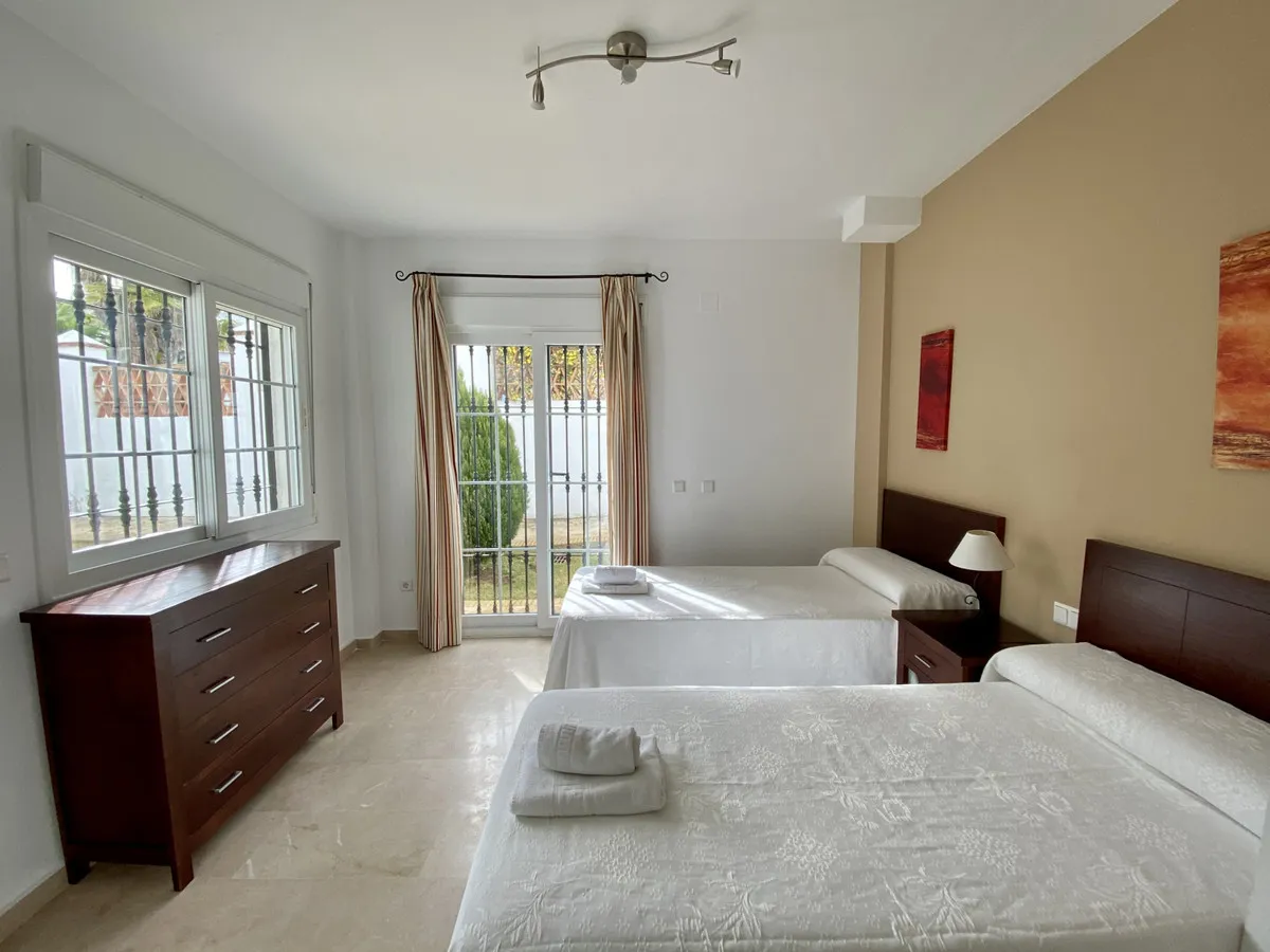 5b1ddb8a-3e9d-4dda-86c6-d0750d2ebba5