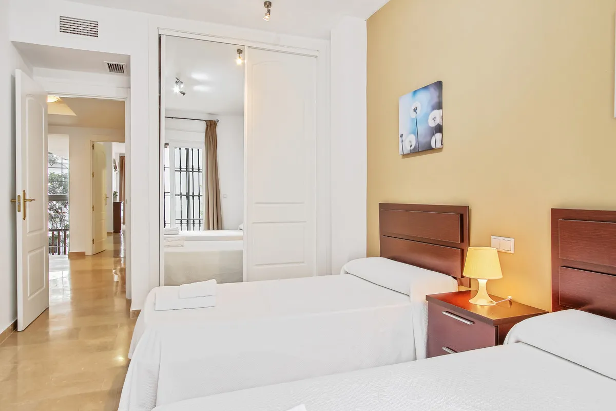 b29ec01d-985f-40bc-82e1-c8d082409960