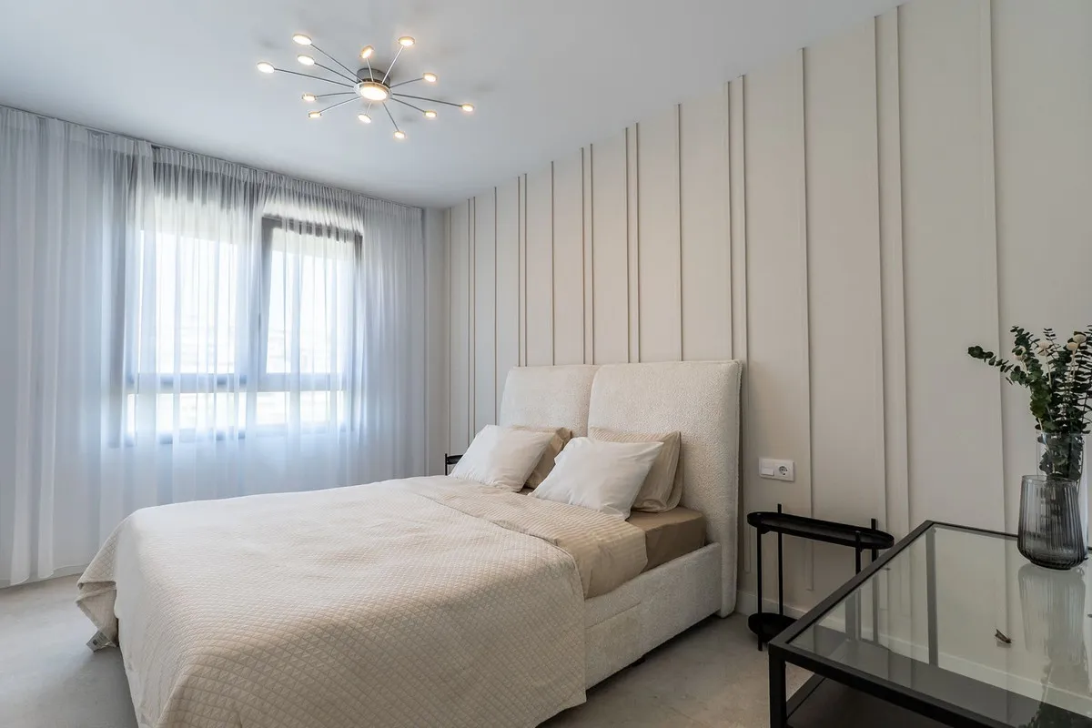 2e09375d-c3e4-4a15-acce-a8116d9ffb1c