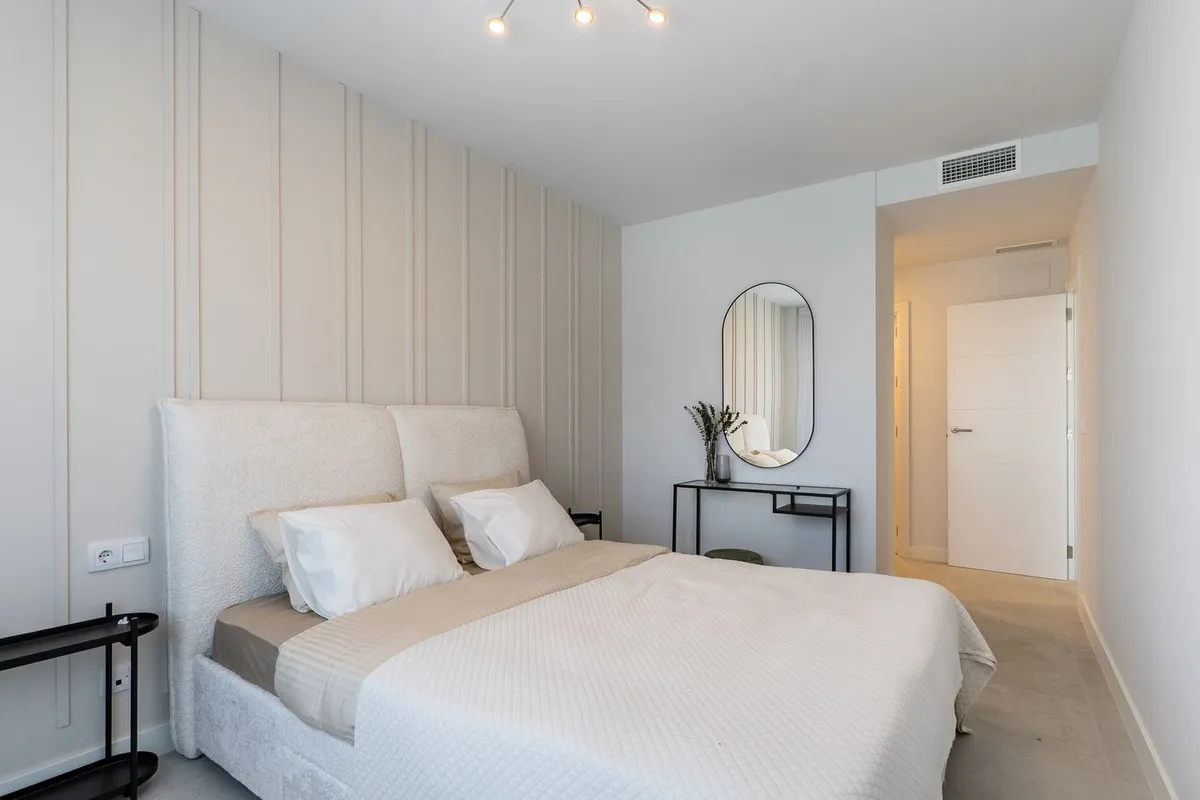 4bc99e72-f536-471d-9925-cb8510249f36