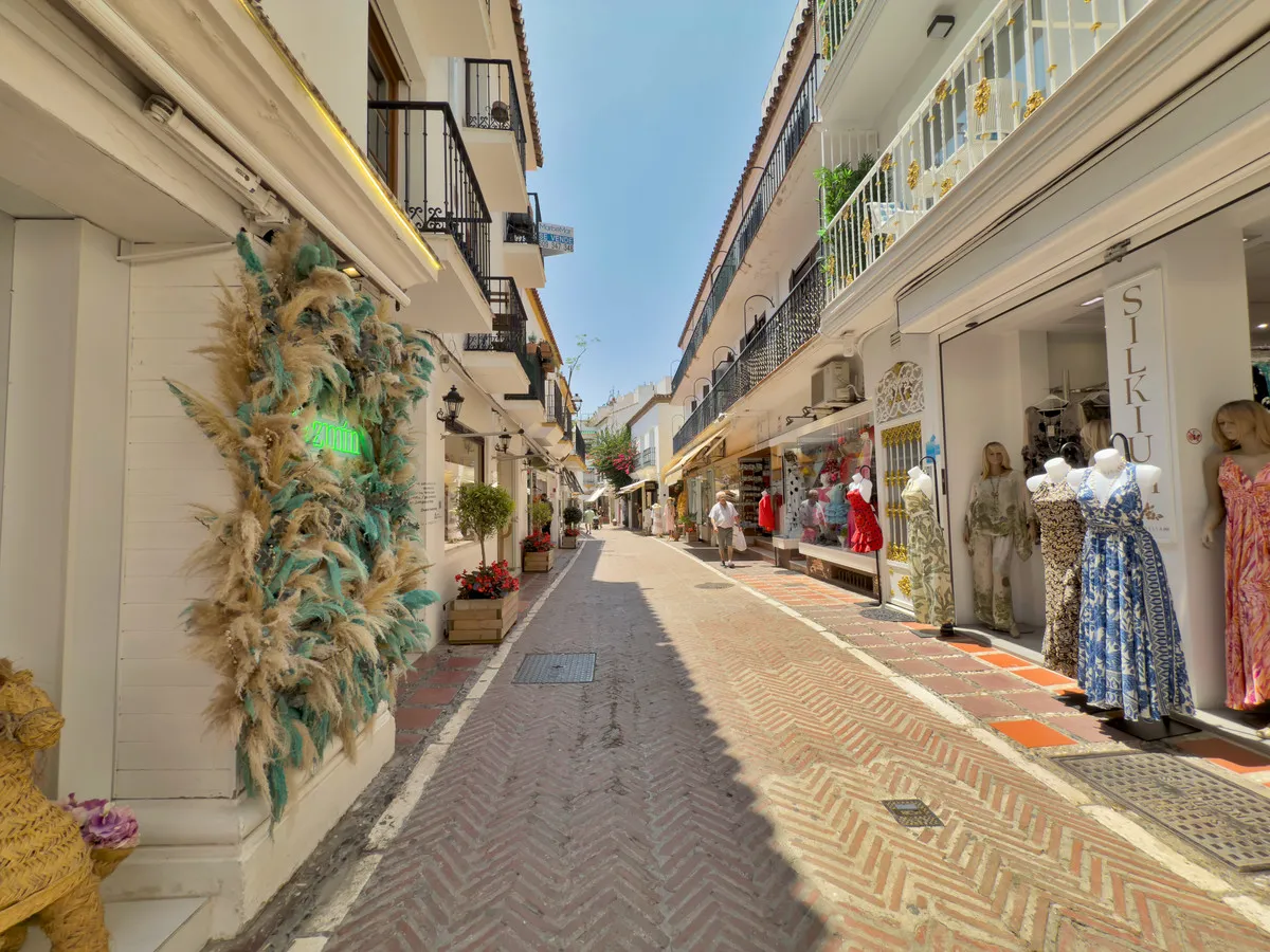 430d7a2e-0b38-4303-a8c0-f480f165f55d