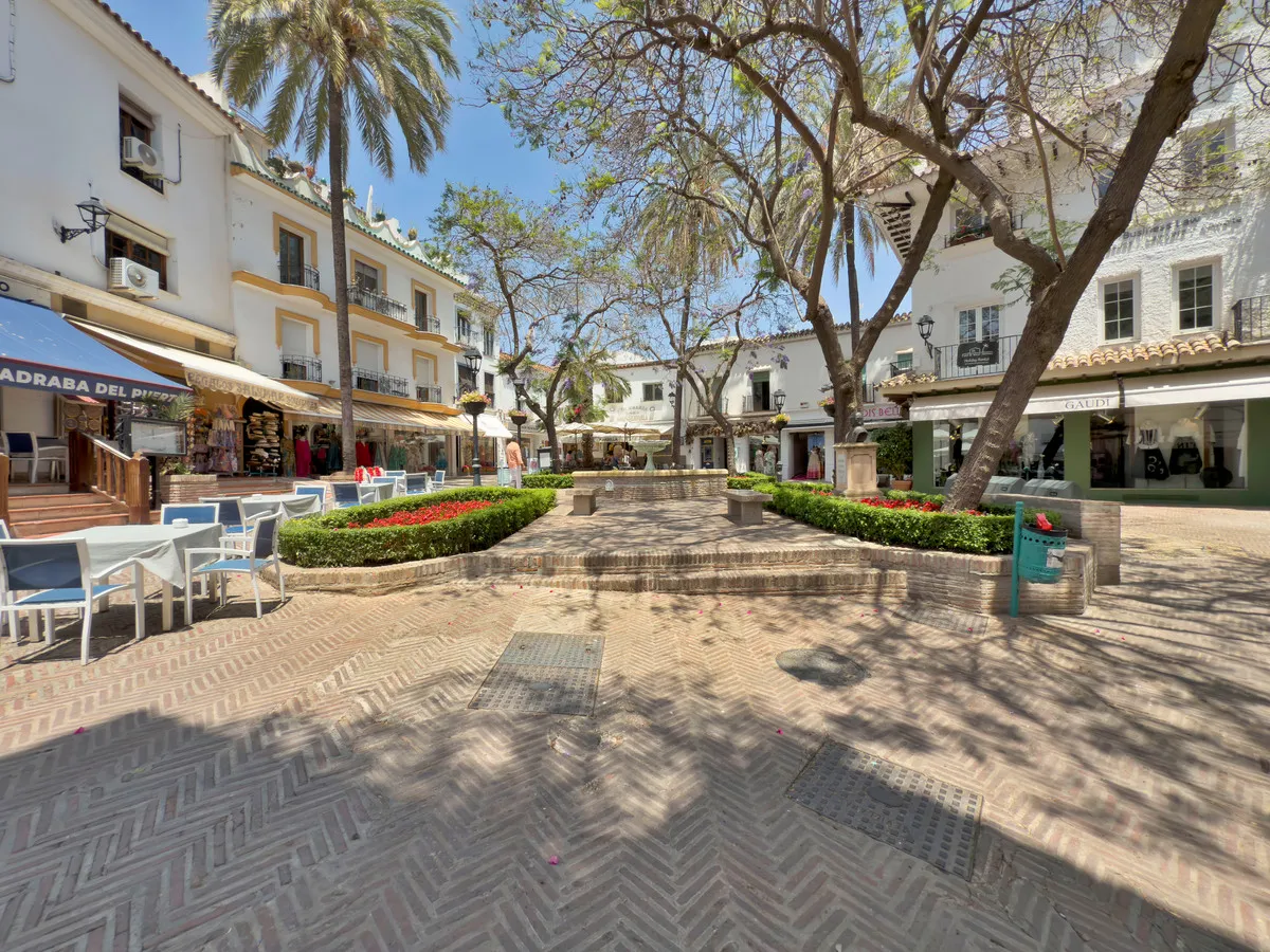 fd84d0a8-866d-4cf6-a973-02b3fe825531