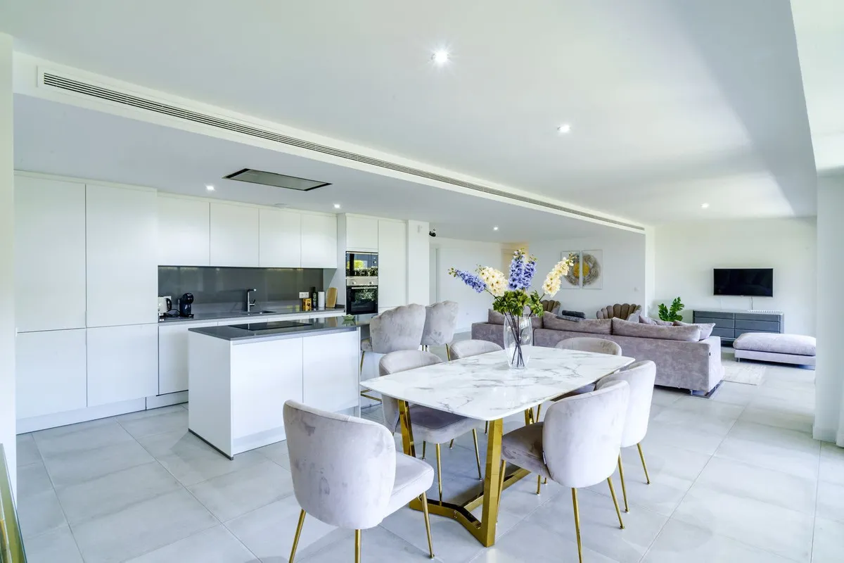 5e079782-ef7f-4254-a53c-c20f26ed0667