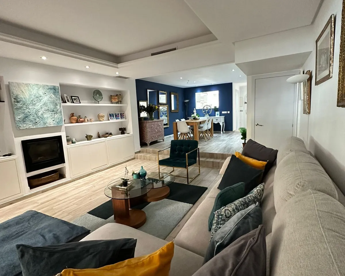 69f0038f-e271-4ff8-af94-5b689718855a