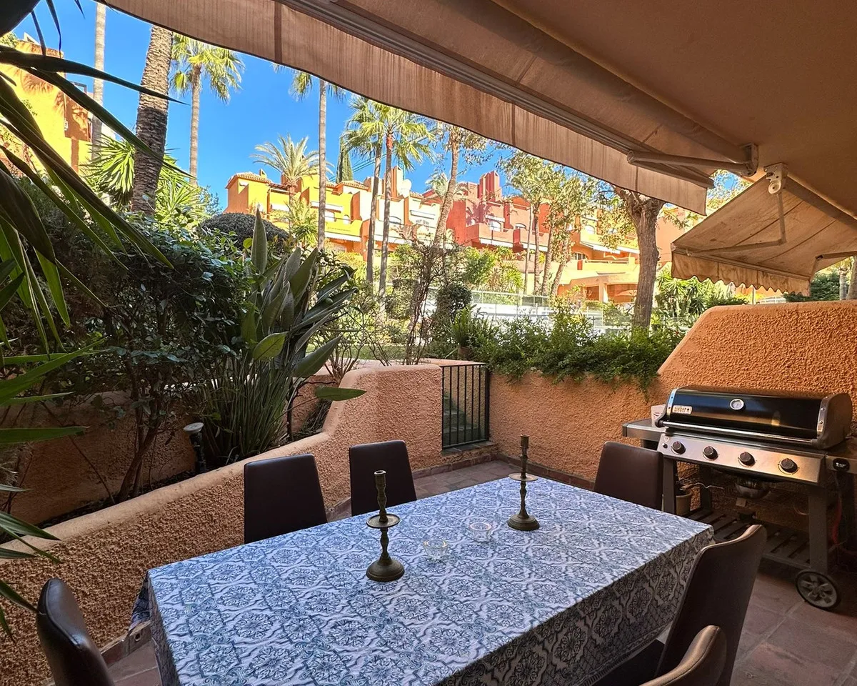 81155399-dda3-451e-8fb3-eaa5c80eb1e6