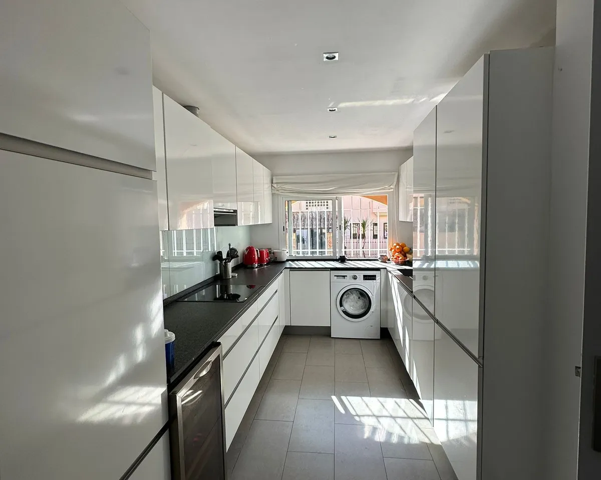 d11b5c9e-98fb-4d3e-98a0-880fd6823a7e