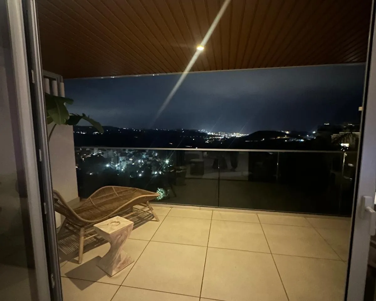 1bf8379e-8d94-400d-81b1-4adb888175c8