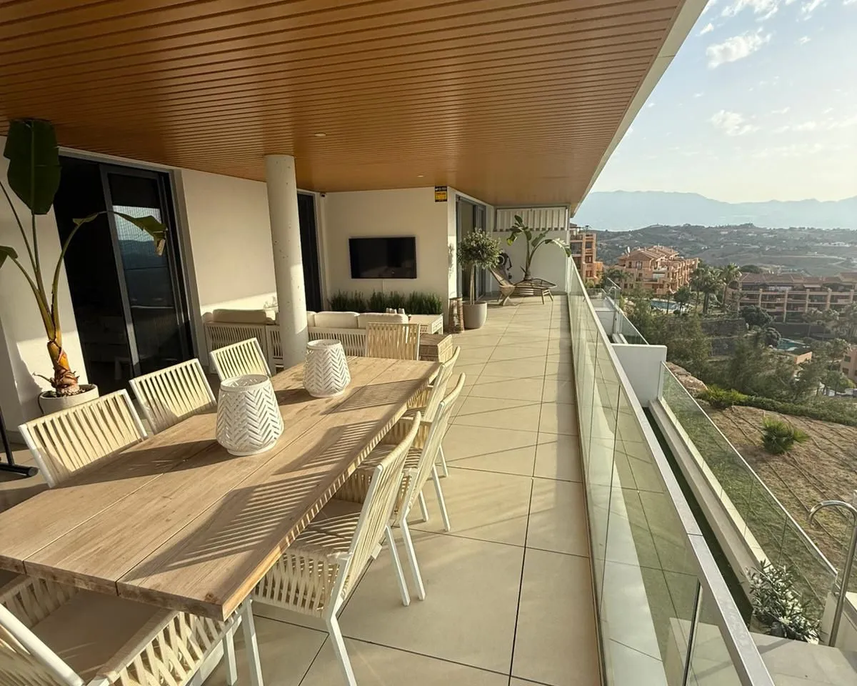 ce8d3b36-d527-4f13-b9d4-8ad7ed658c73