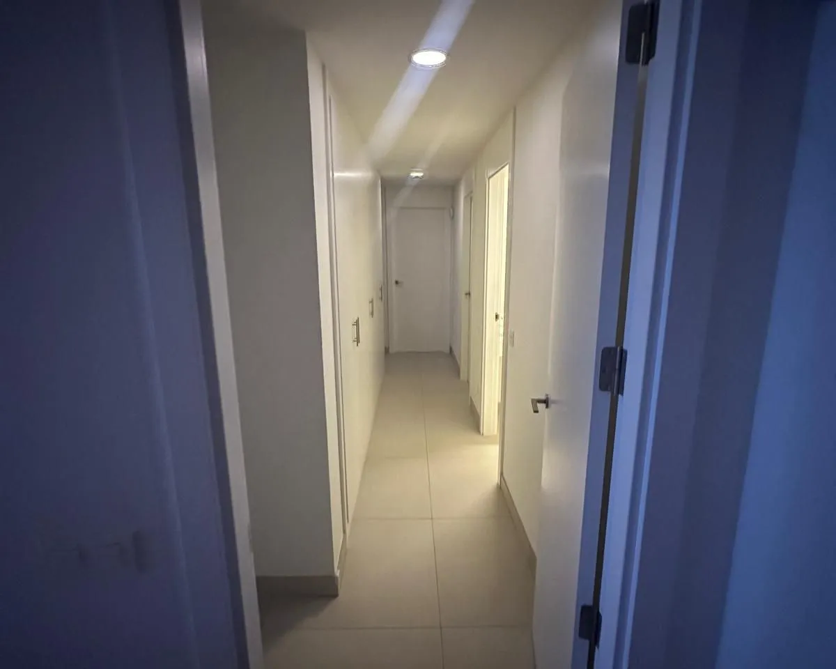 fe60364a-bb4f-4dd5-998b-561bb17e4e35