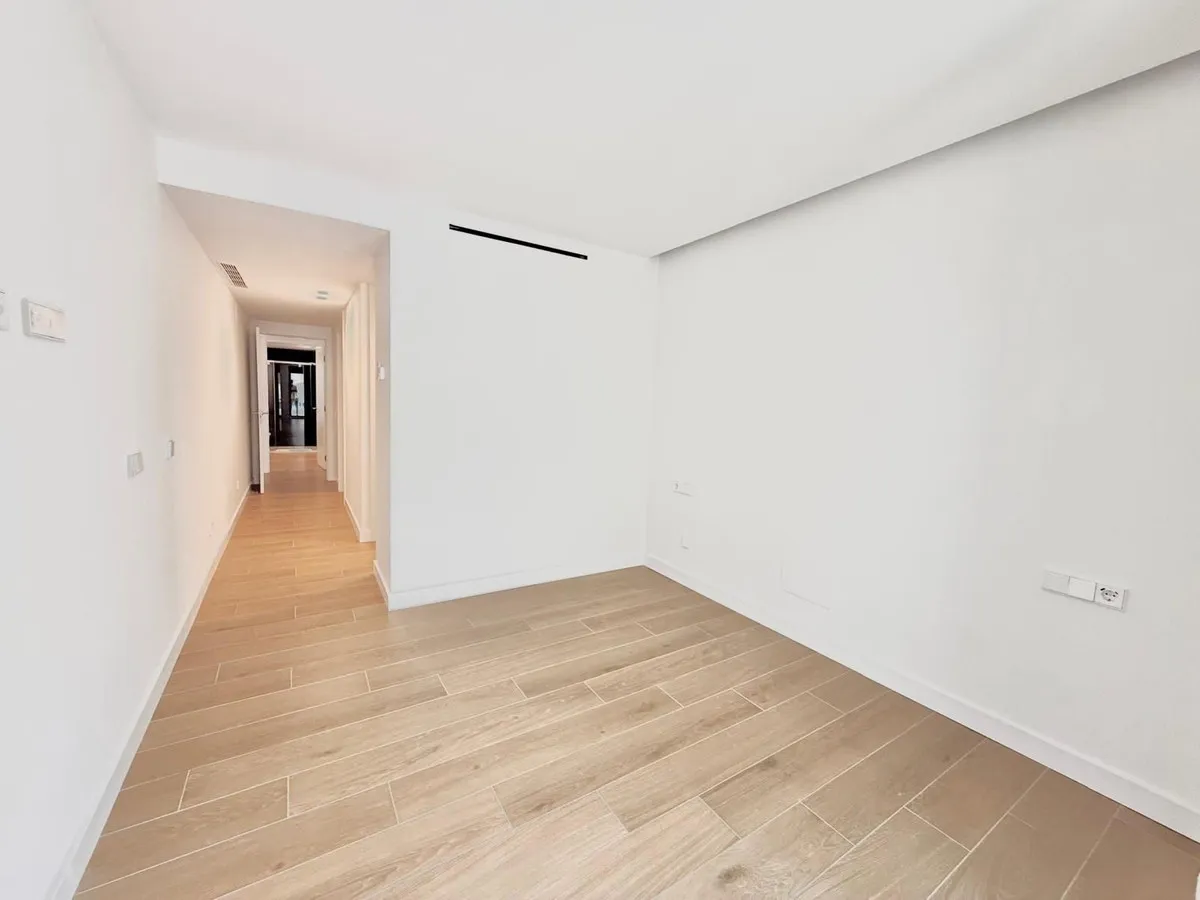 1d6c077f-18bf-4523-87ba-57bc9d5e1f3d