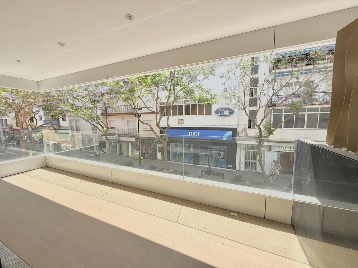 feb0b97f-775b-44cc-9a72-db42020a913a