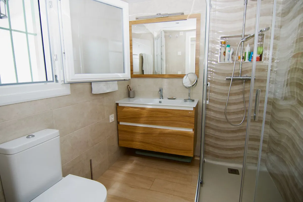 3a9b0082-2a59-49e7-9320-2d43b3e2b815