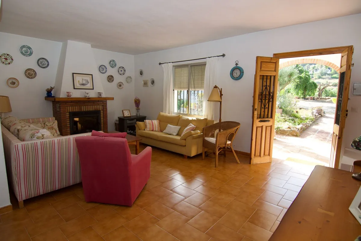 92d9b60a-38e8-4bc4-b8f7-c53f666cd021