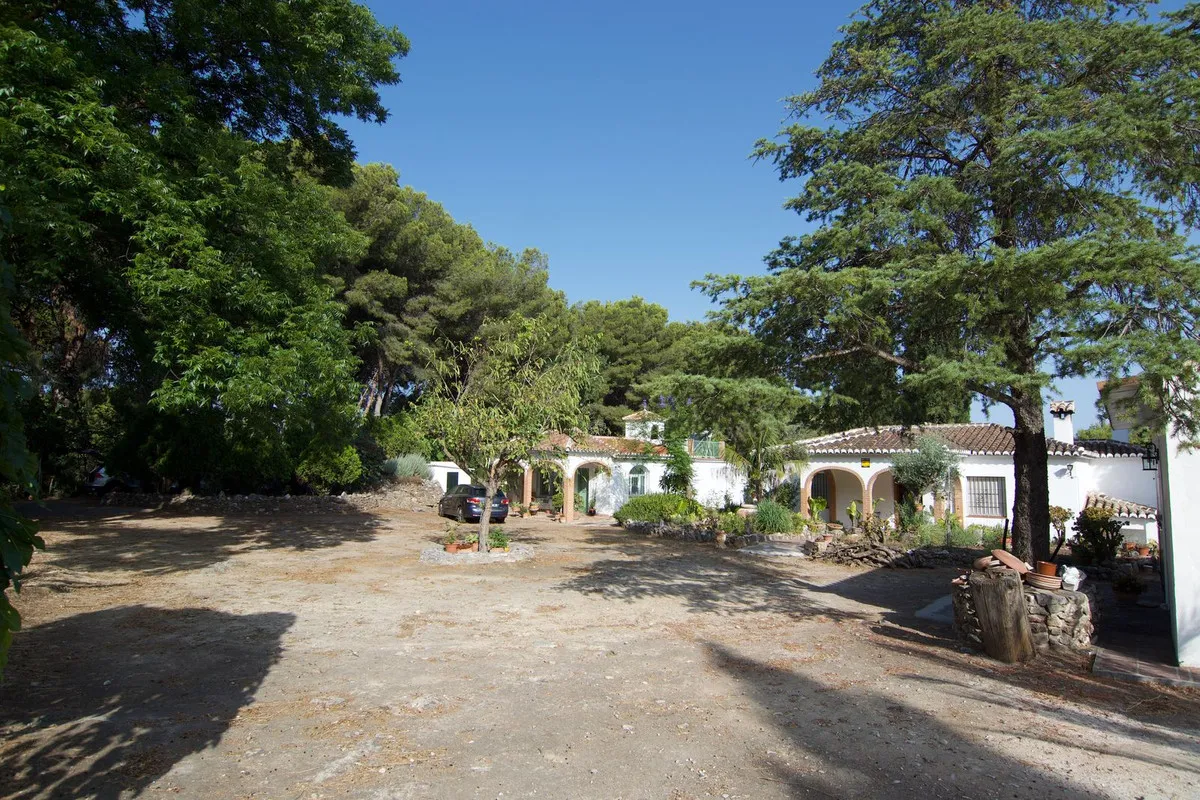 a667f619-03ea-4bbf-8f45-6663f4f233ed