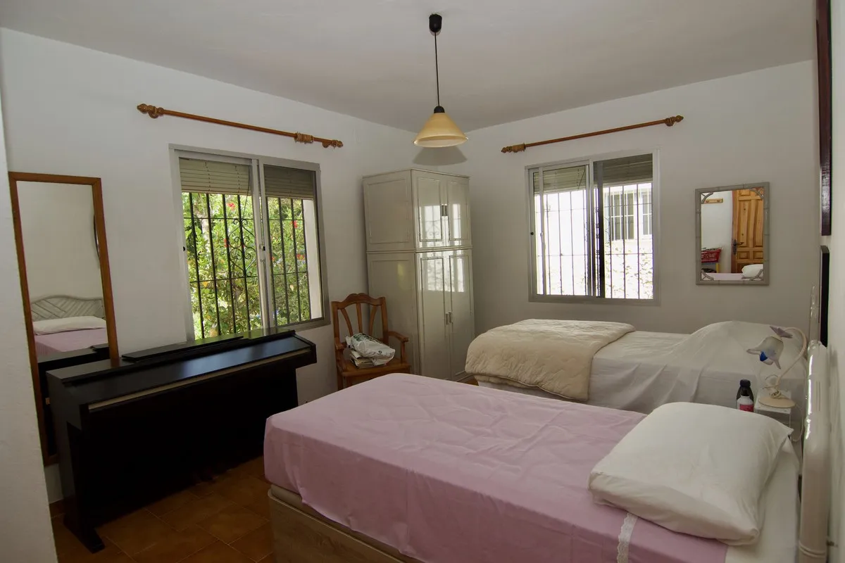 f40e721c-11b8-43c9-8697-0d7aa9da2016