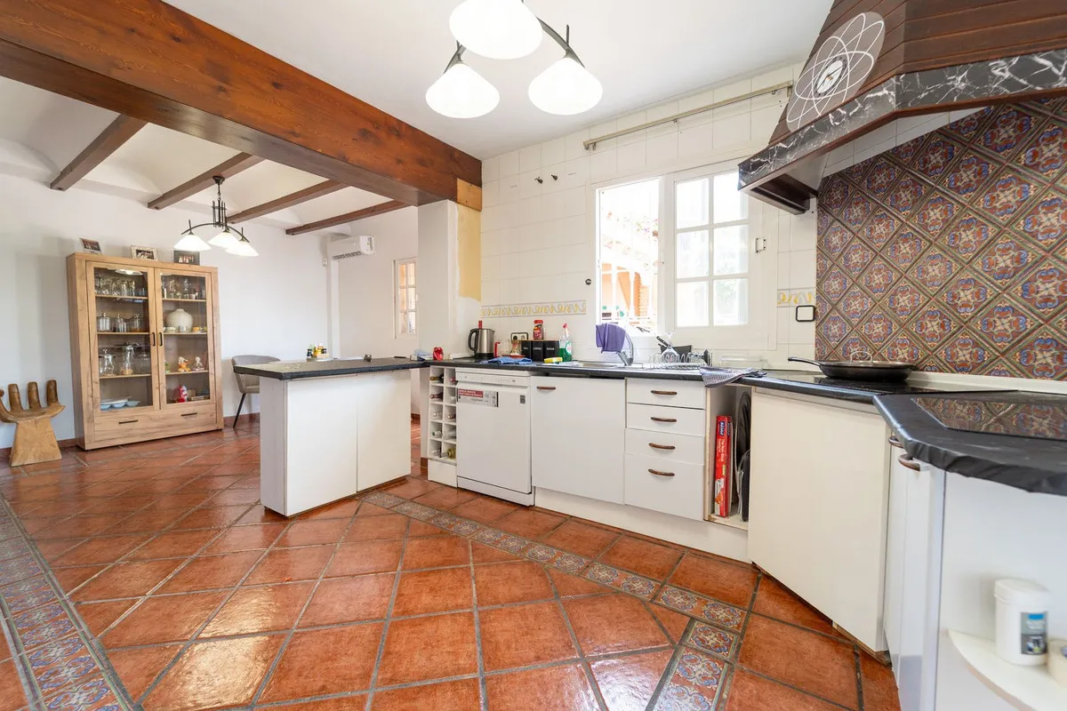 4ea34d41-8541-4819-8aac-074247a73815