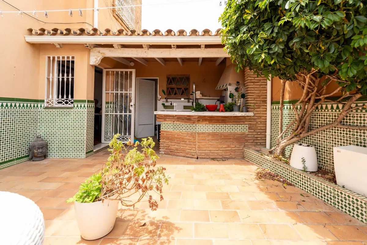 982ad86b-0c48-4527-b874-38d9492d26b0