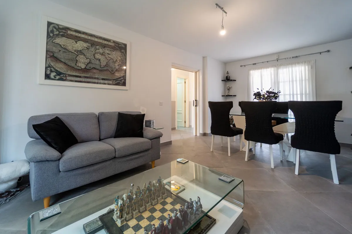 b02000ce-a7b4-4dcc-9686-aef8a5e1f914