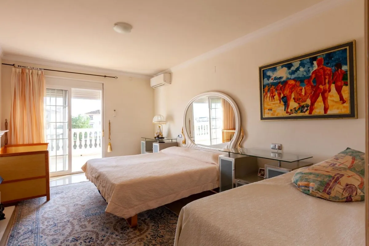 b72afffe-3b33-4954-851a-2b8642ec7680