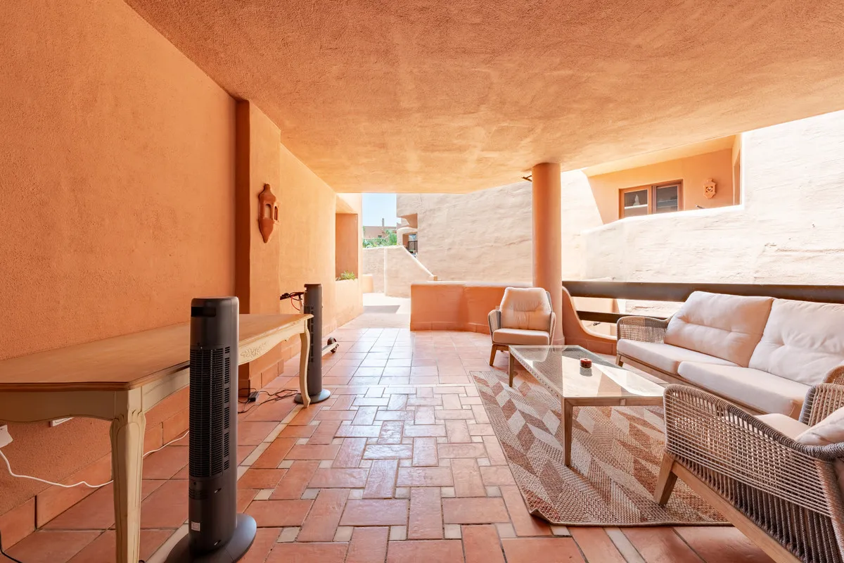 09b235ce-5172-4d19-9e21-3a759b77bbaf