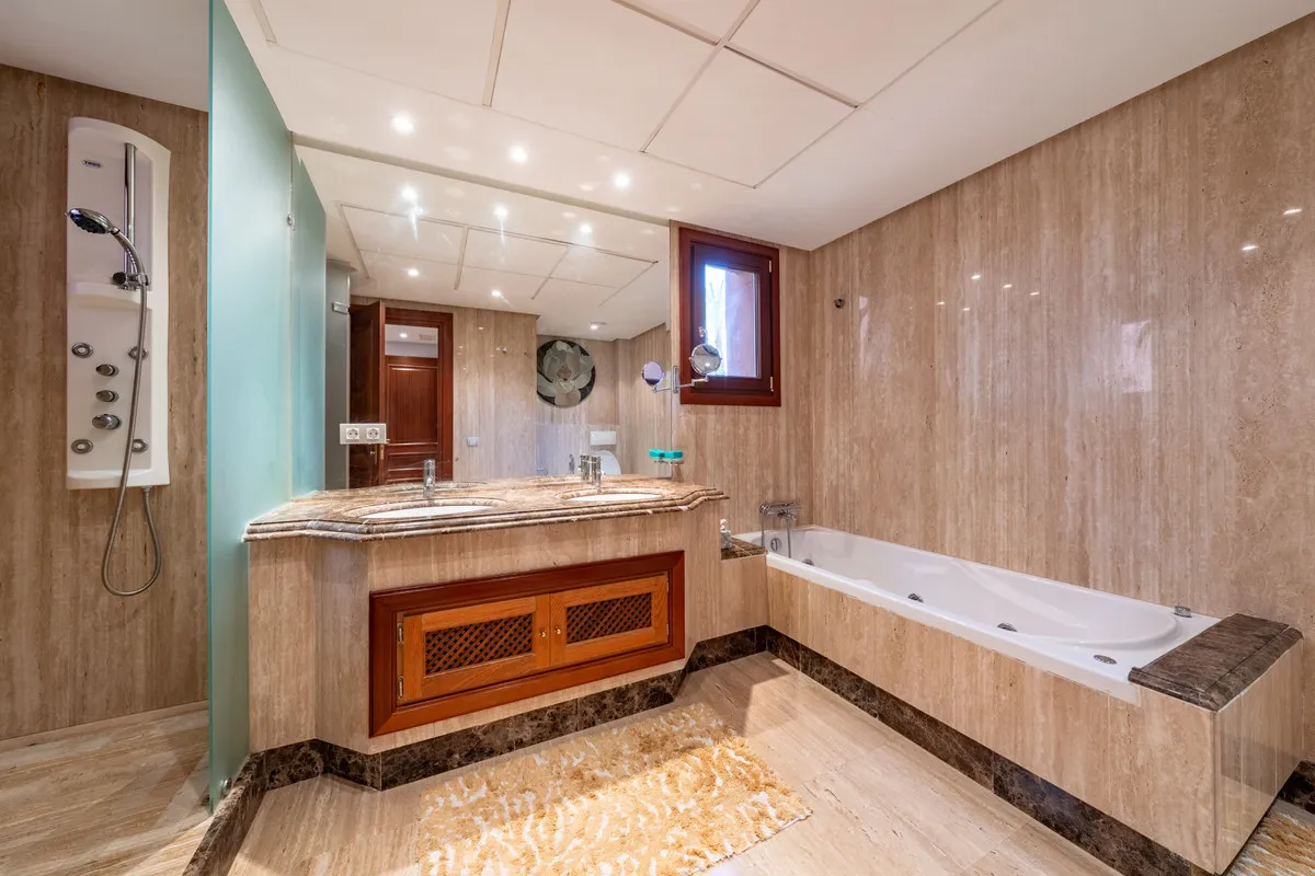 335957d3-c381-4cfc-bde1-c88df4cee820