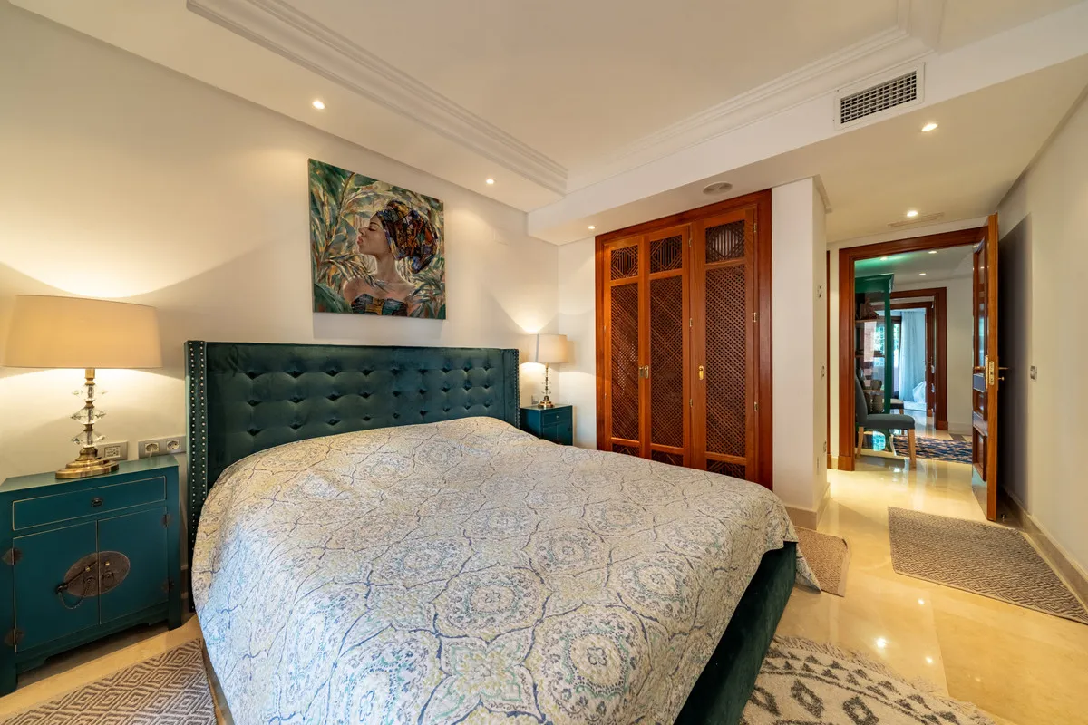 38d325bc-04ed-4f06-bdaa-ebcc645863bf