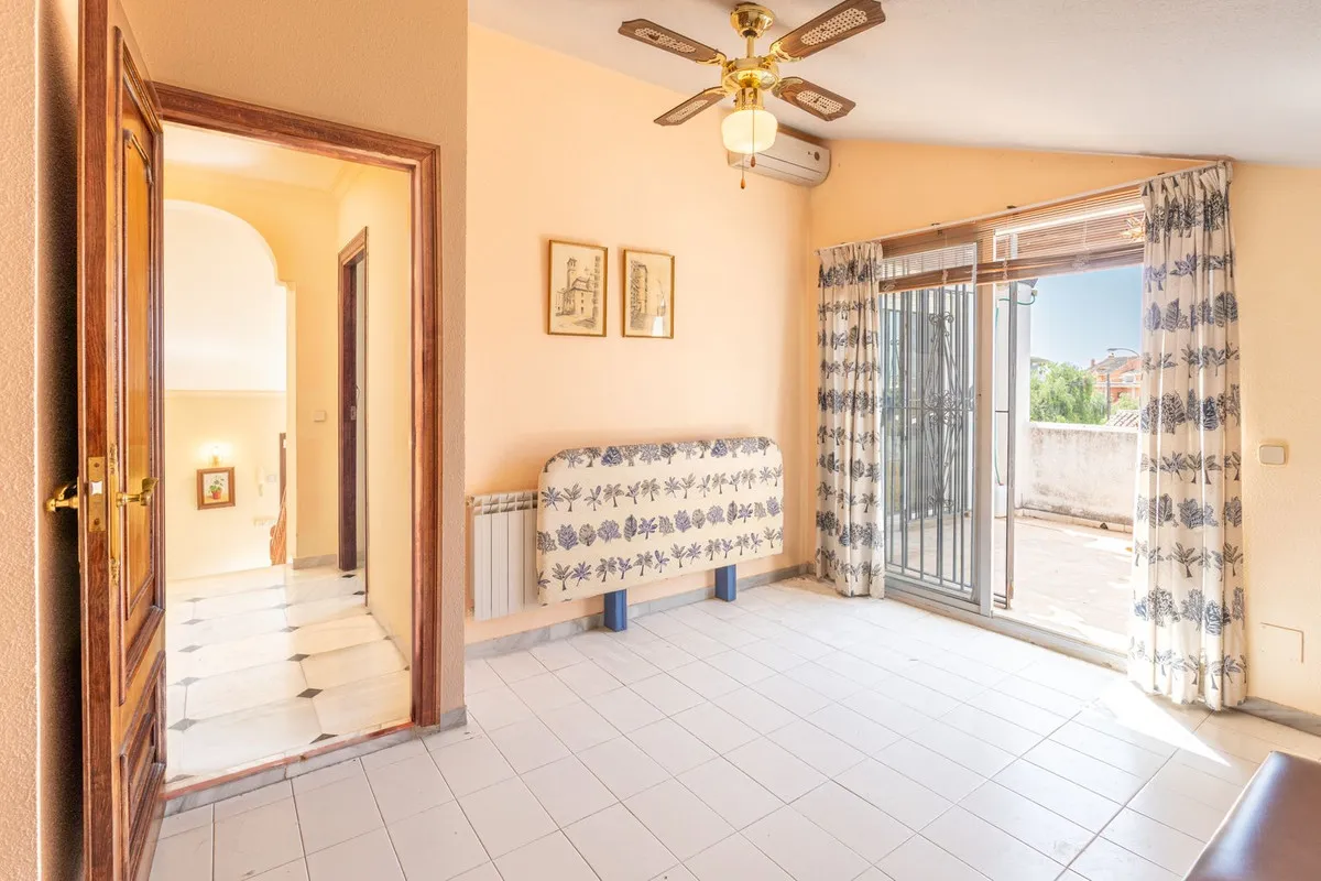 5e2738b2-9f59-4f9e-80d6-a3c57df317a2