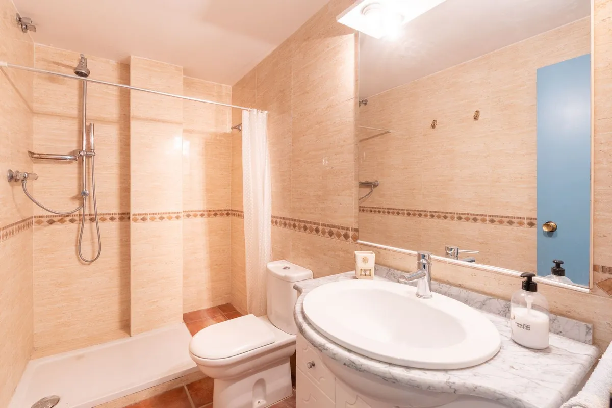 8da6fce1-a11f-4c5a-8b3d-c70c2d67a7e0