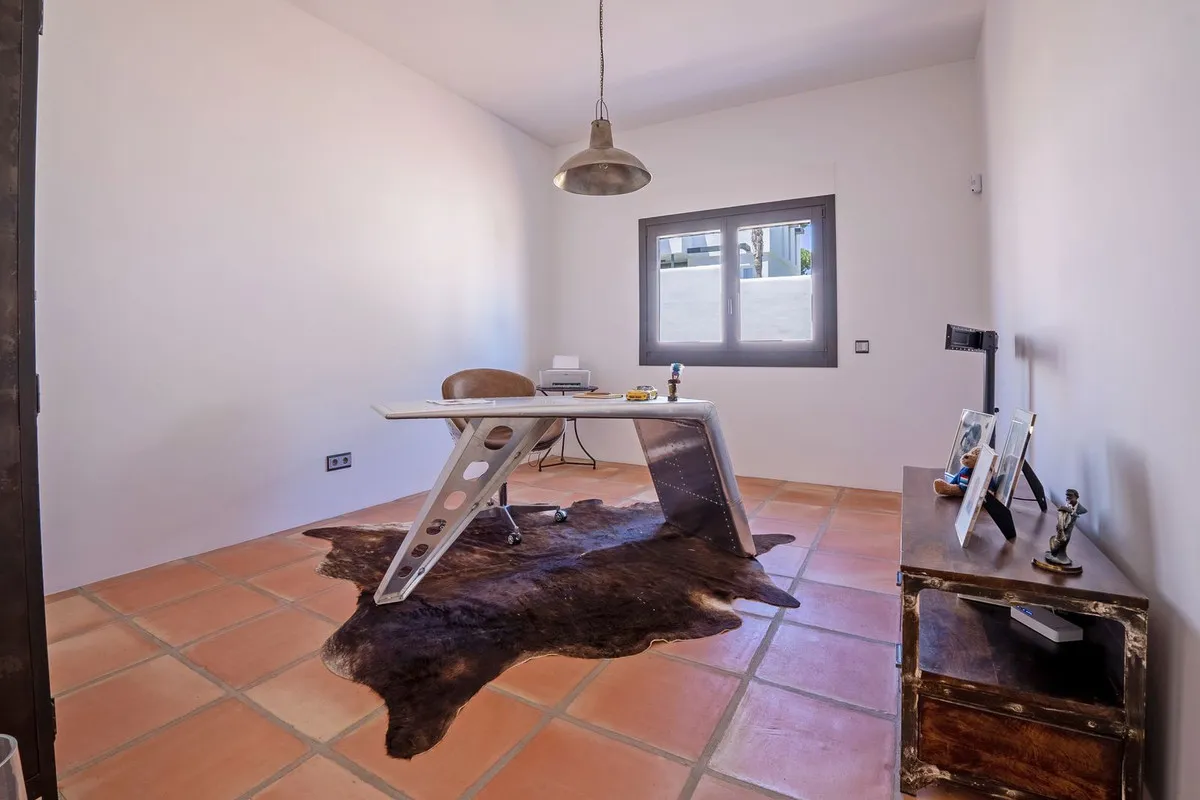 5013a24c-697e-477b-bf2f-0d370a4b7bdc