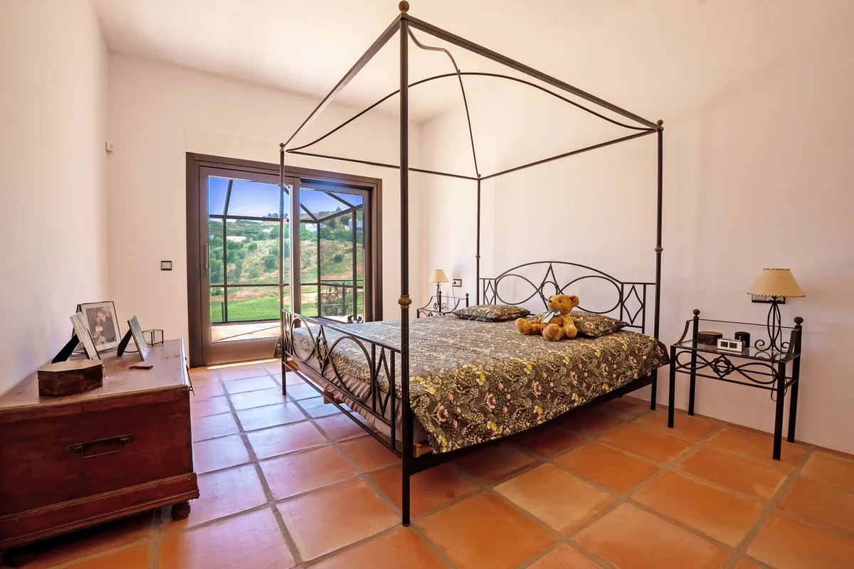 6f52982d-a7f6-463e-b0fb-98f52e18f479