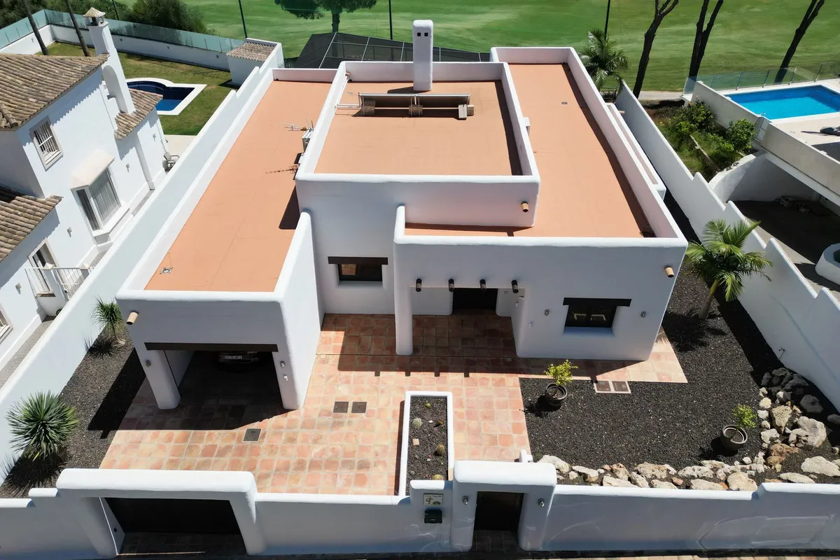 ba1fca7a-f31b-4877-bd18-abed872ad8a2