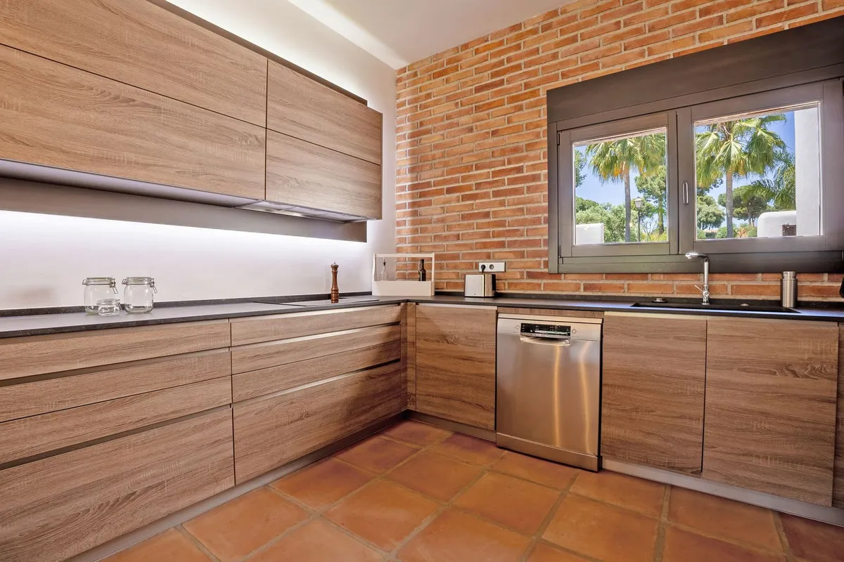 d3592de1-7daa-4202-95f4-9a5c59cb32f5