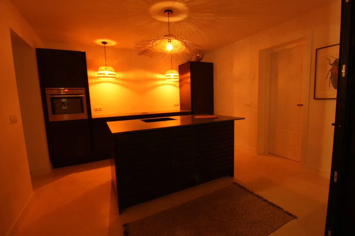 81135ef8-6f37-4832-970d-615fe913d1ff