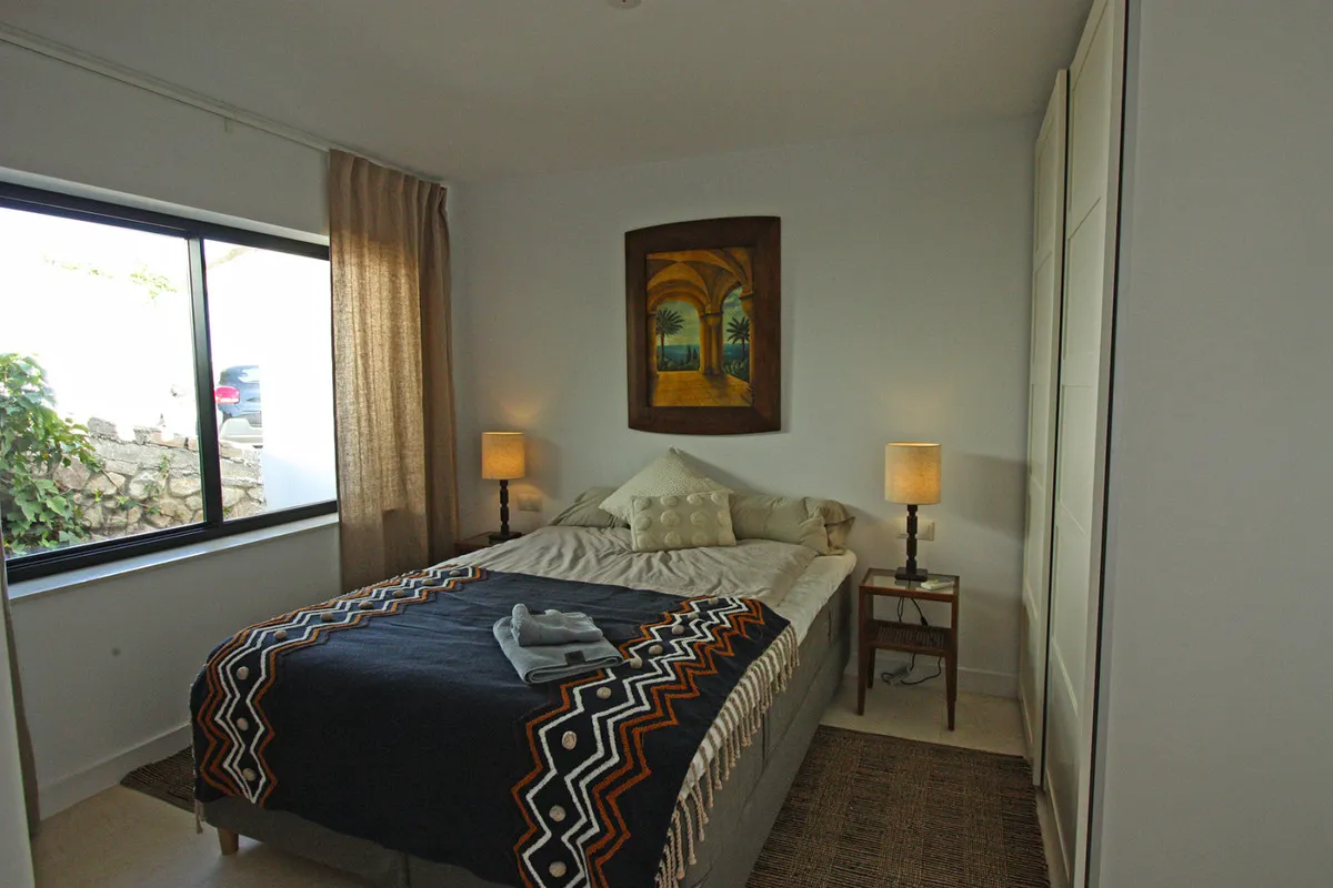 93c9e88e-2955-461b-b249-2ca66b3effb7