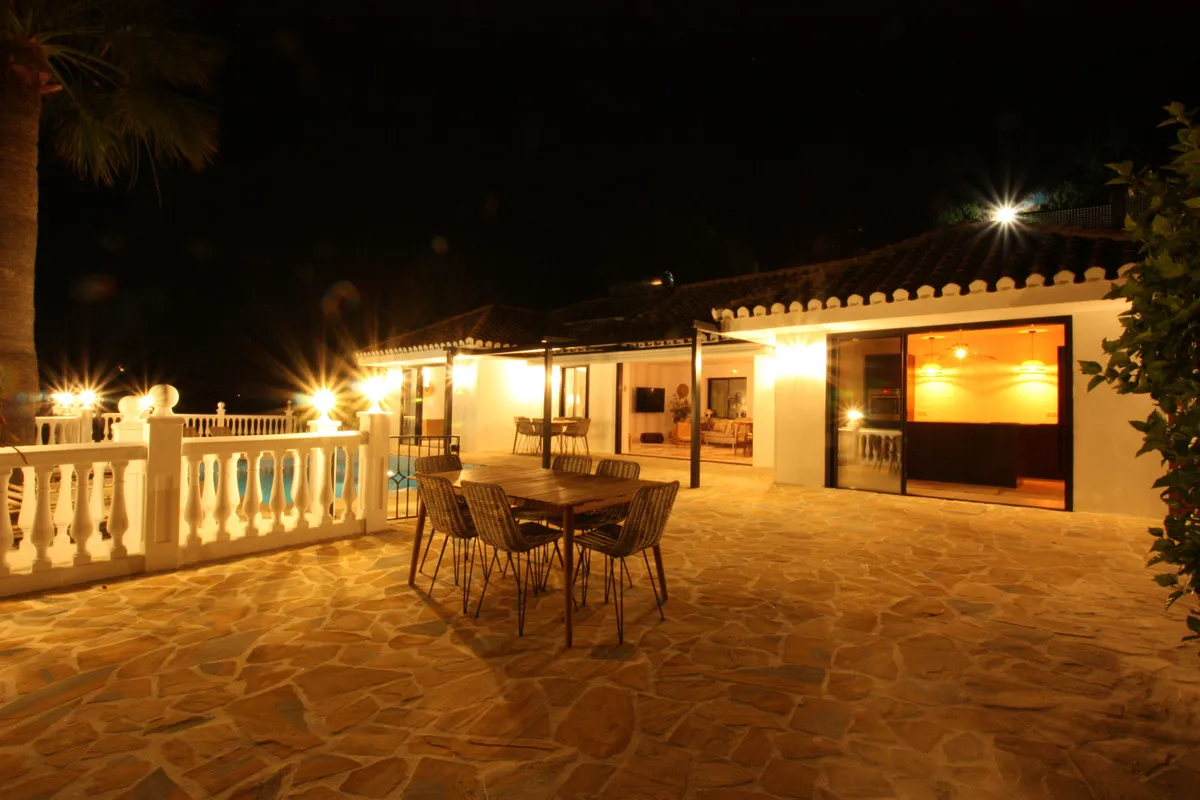 cc5034e0-ca26-4dd8-a73b-710ba45b6538