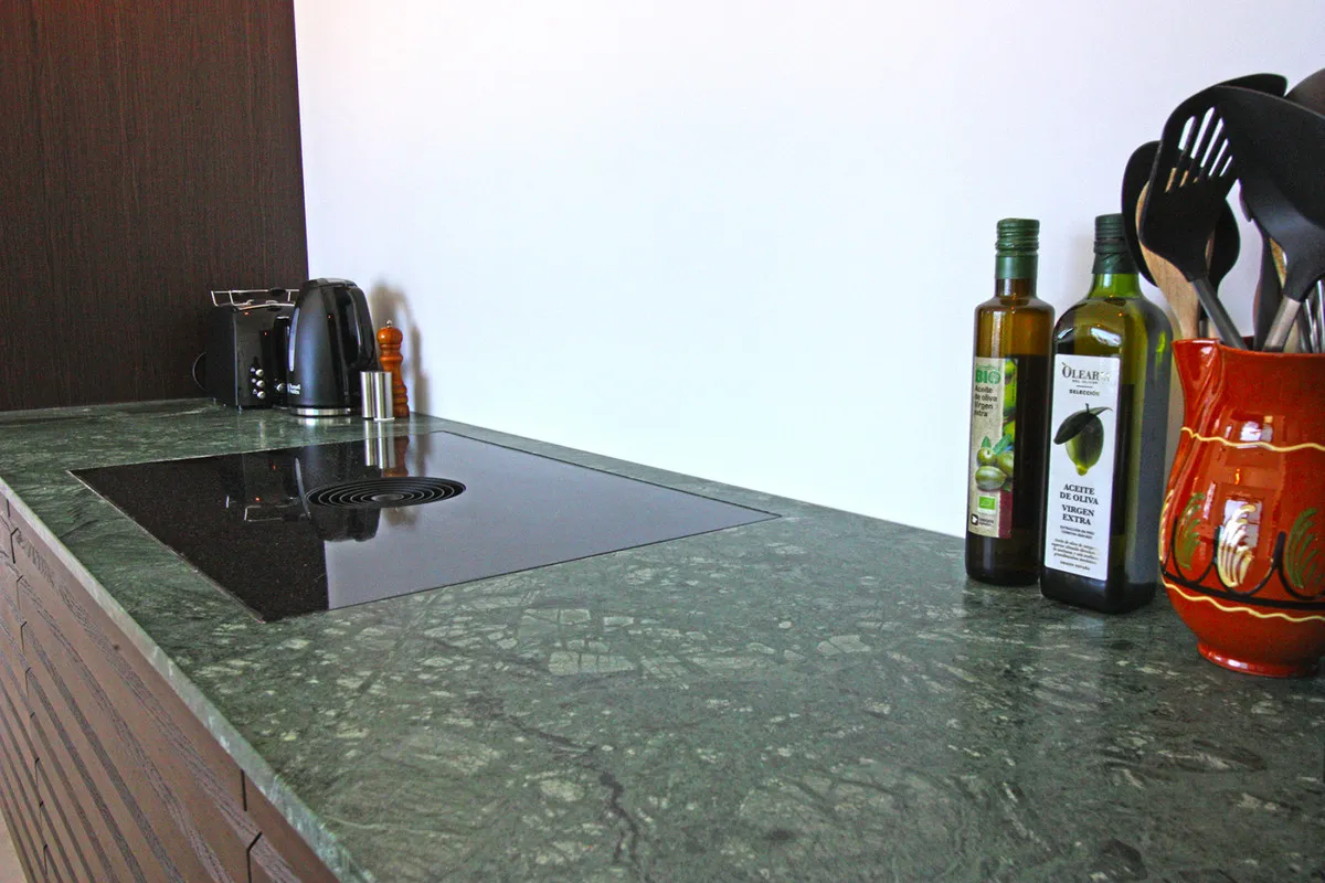 fcb6bce8-5d63-469f-80ae-ca9af19d9512