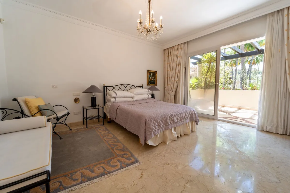 0d17b4ec-0677-47e5-bbb9-902934b731e0