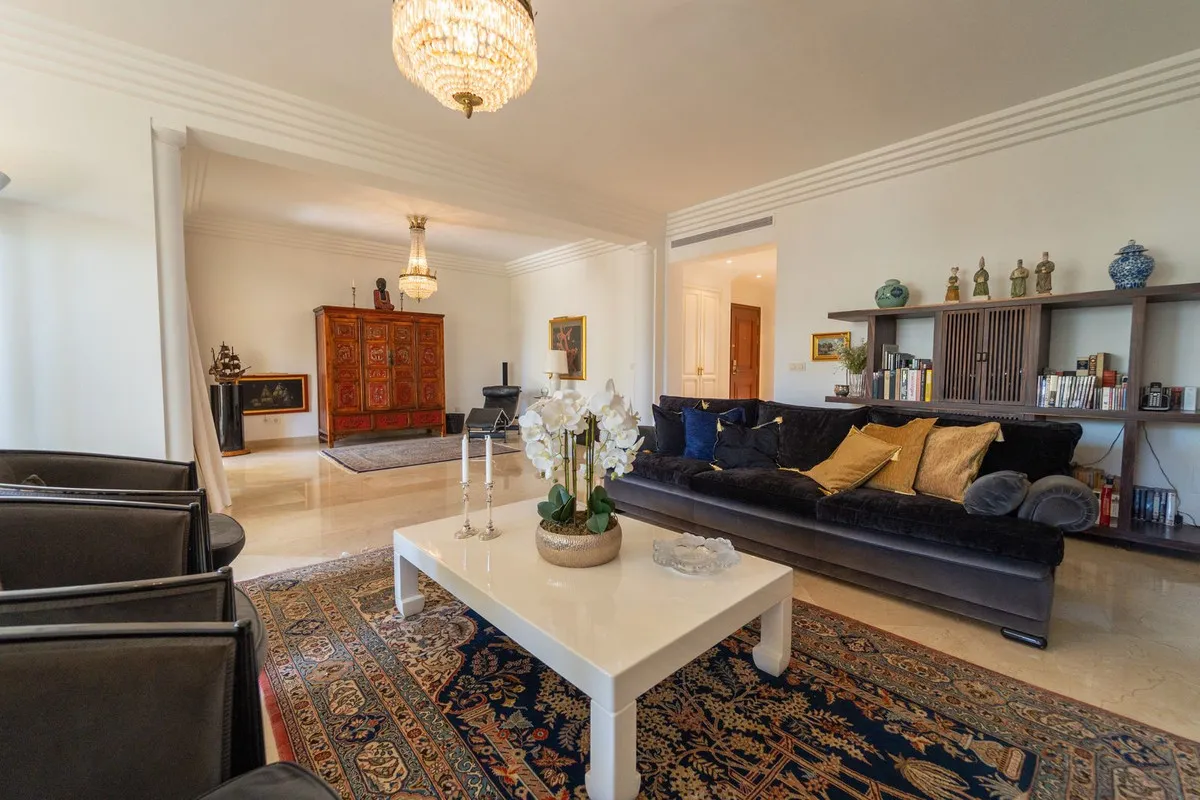 0d33c59e-11ce-4a1d-8fc7-2e3d8d3de5e9