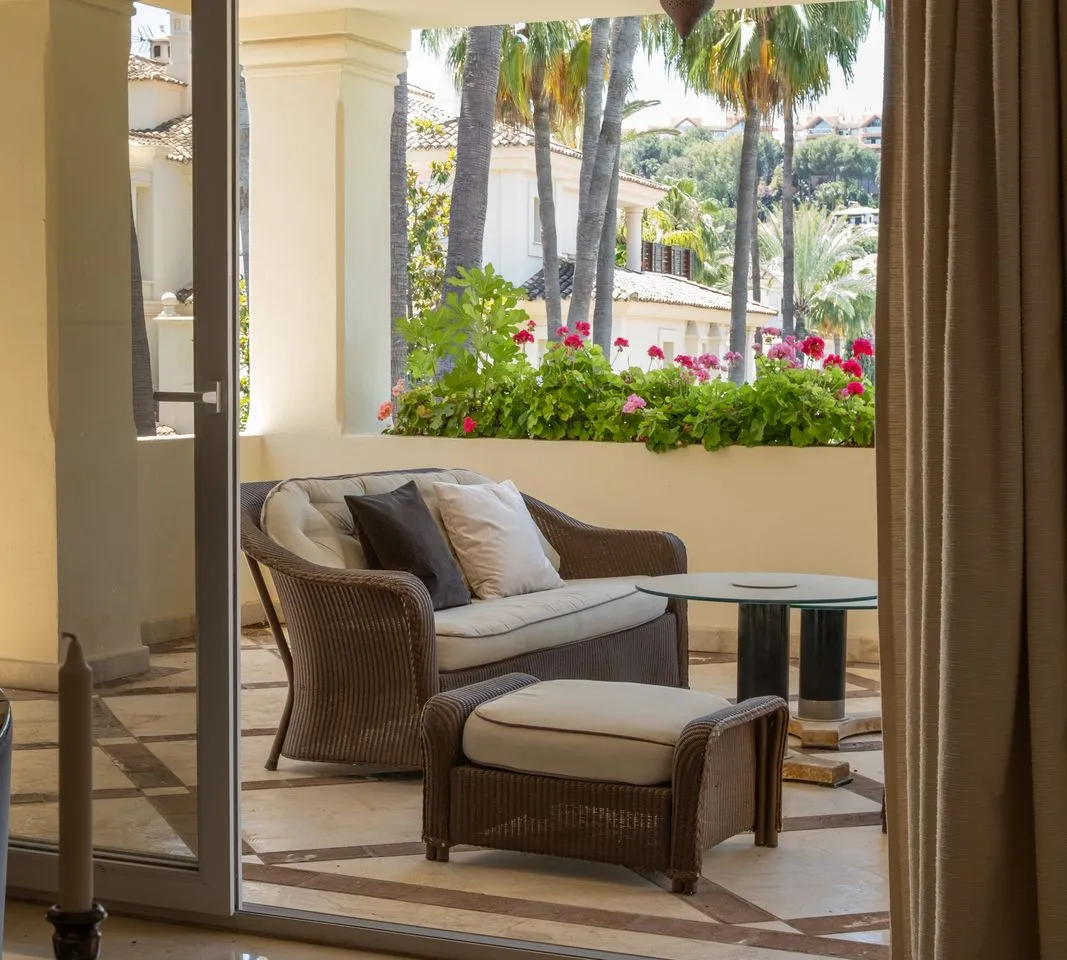 4351f020-b0a3-4b71-9501-14809d8cb9ed