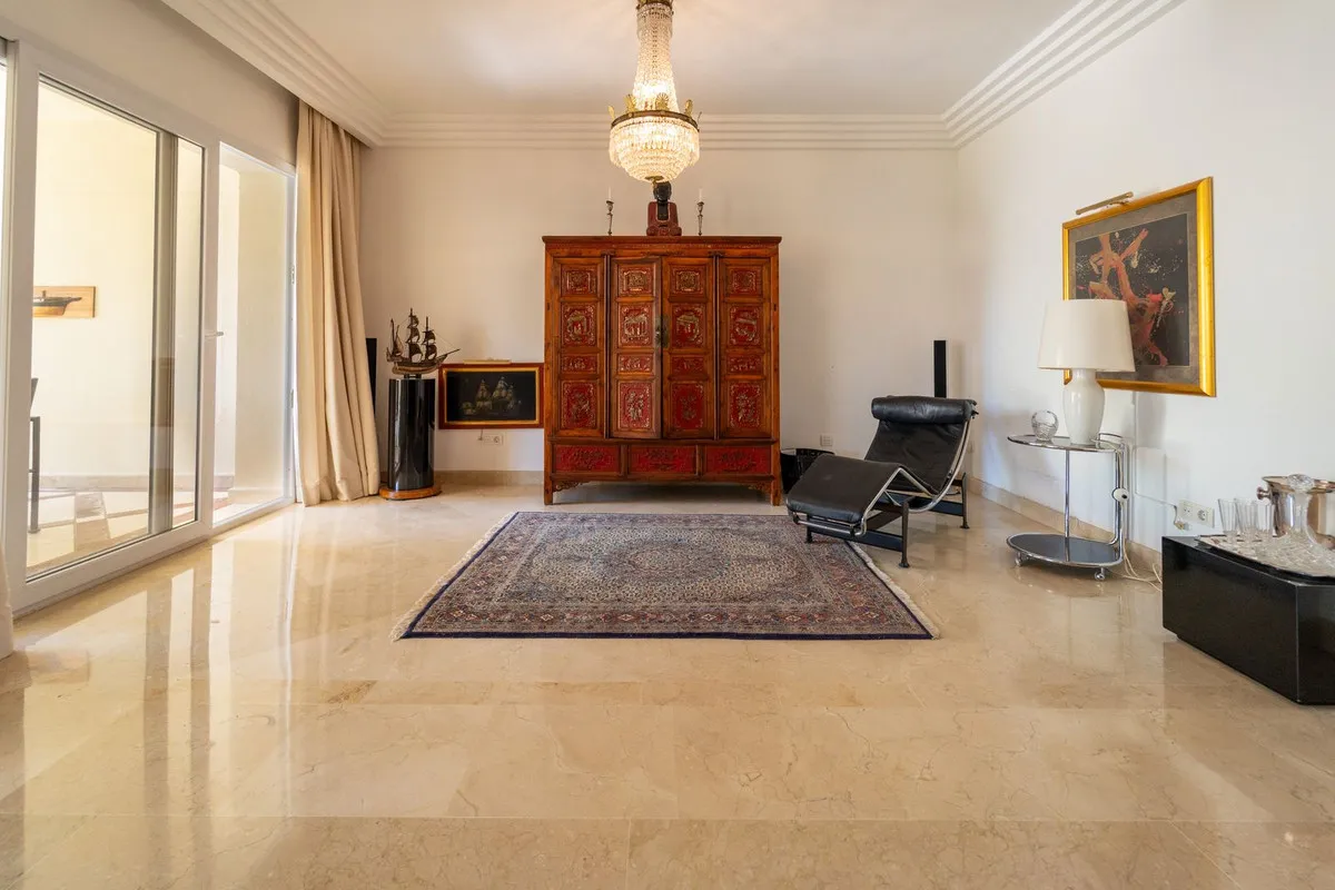 453dba67-e48b-4584-81dd-fb8d024ce441