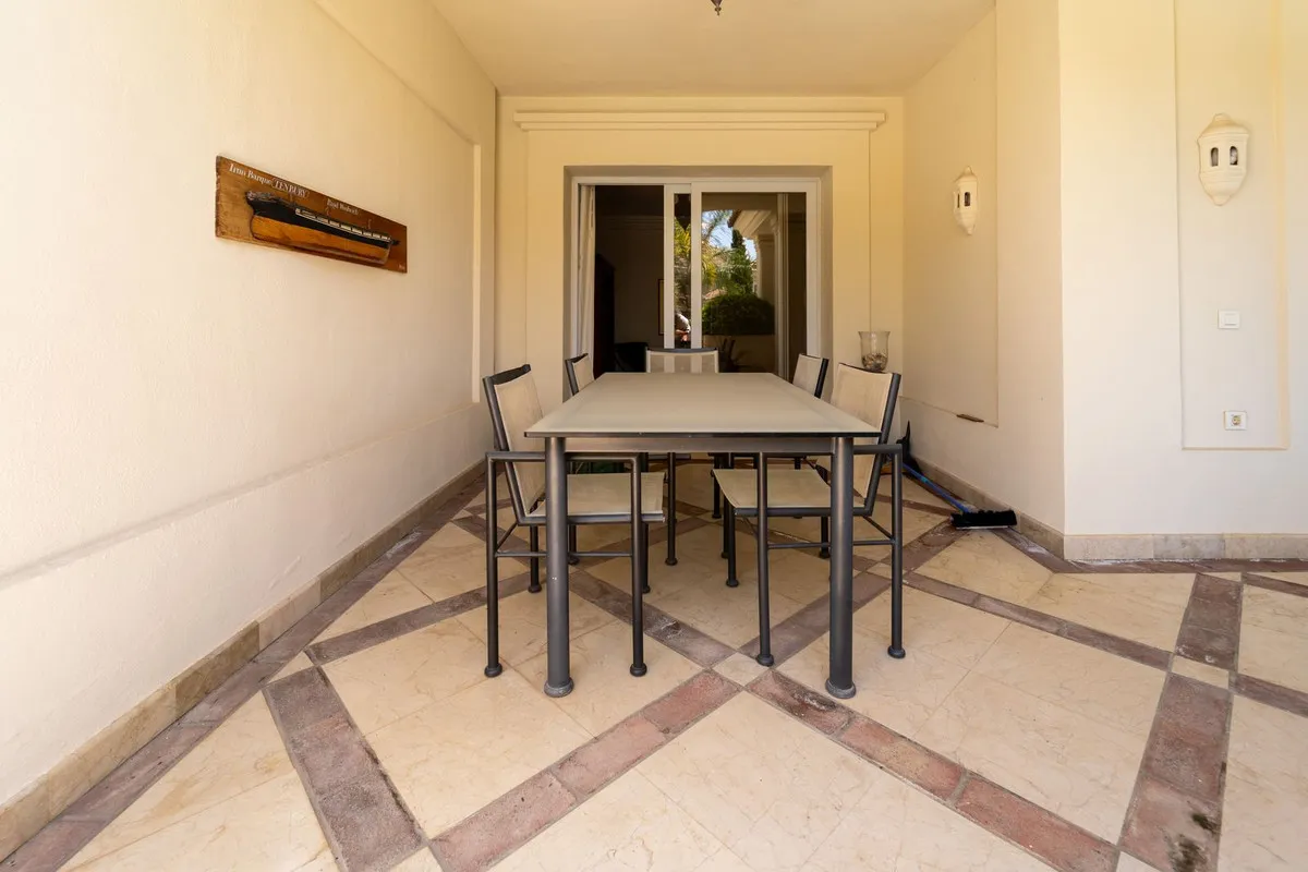 9c7f565a-d65e-4d0d-84c1-c145393922c9